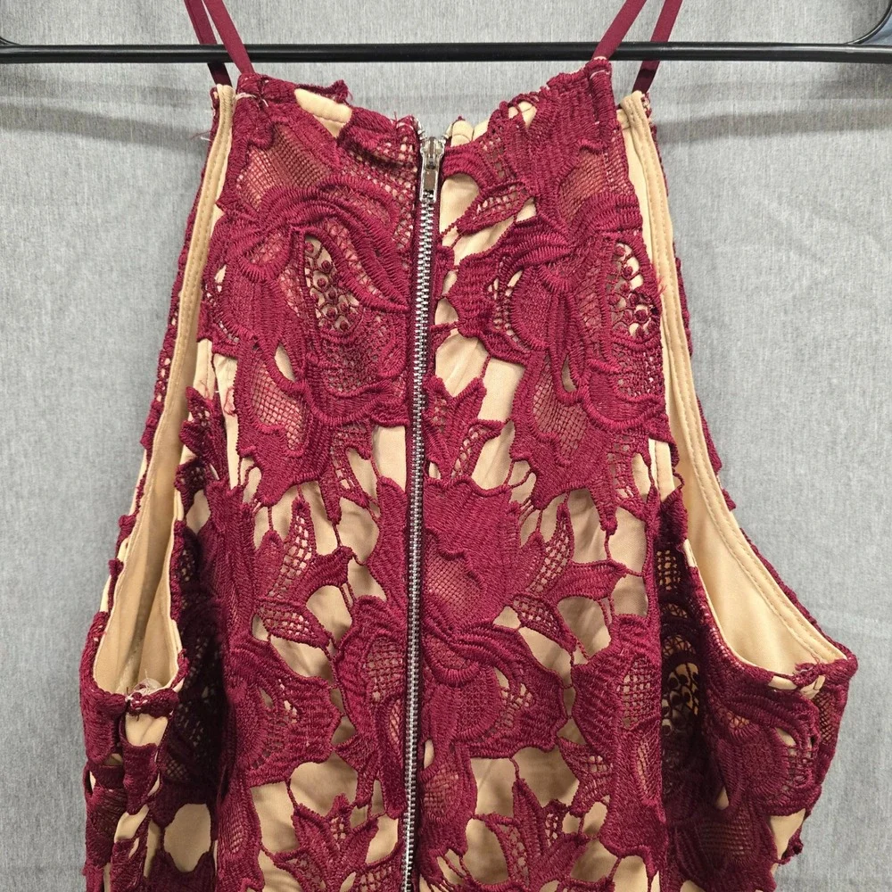 Lulus Burgundy Floral Crochet Lace‎ Halter Sheath Dress Maroon Size M